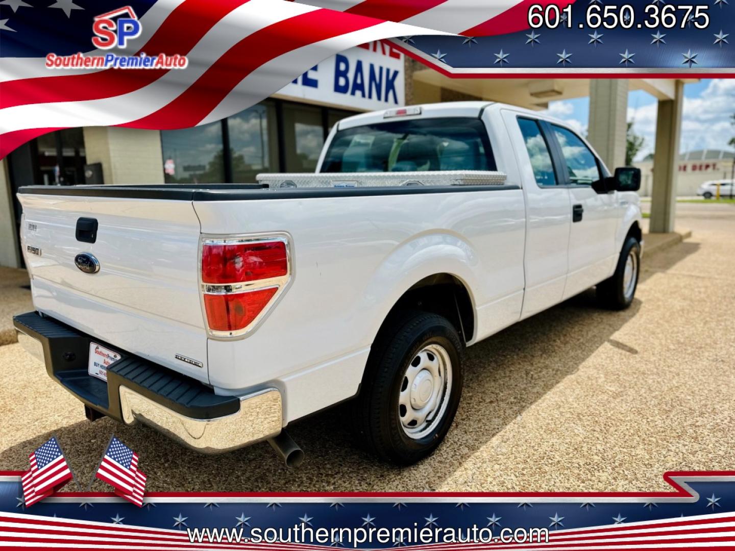 2013 WHITE FORD F-150 STX; XL; XLT; (1FTFX1CFXDK) , located at 922 W. Beacon St., Philadelphia, MS, 39350, (601) 650-3675, 32.770447, -89.127151 - Photo#5